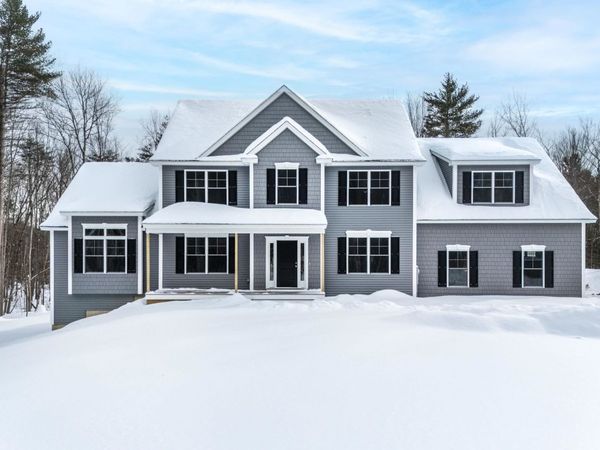 821 Cross Country Road, Pembroke, NH 03275