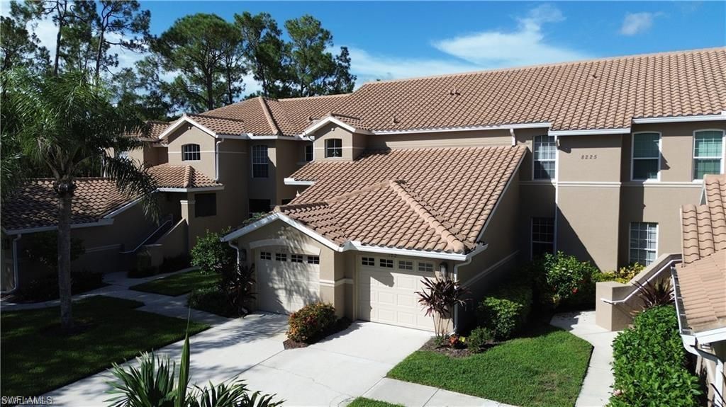 8225 Danbury Blvd E, Unit 1-102, Naples, FL 34120 Photo
