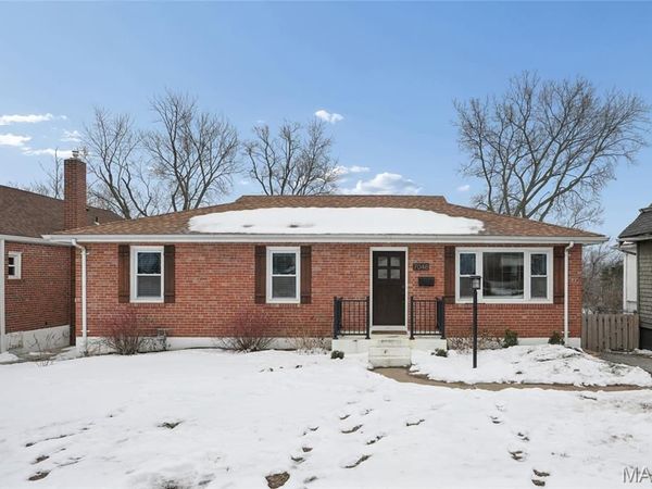 7048 Arcadia Avenue, University City, MO 63130