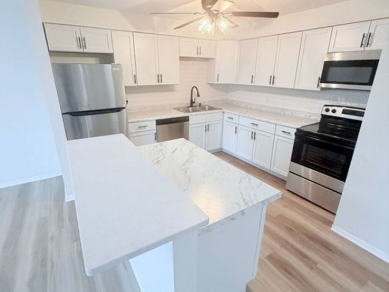 3400 Wooster Road, Unit 622, Rocky River, OH 44116 Photo 6