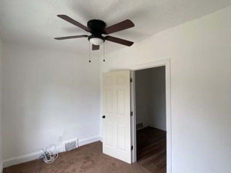 13517 Woodworth Road, Unit 2, Cleveland, OH 44112 Photo 12