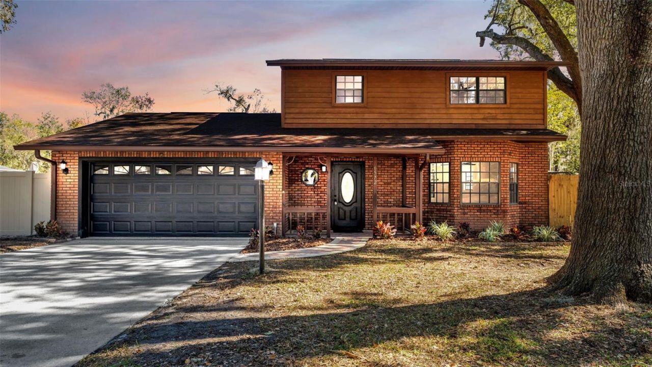 6572 Forestwood Drive W, Lakeland, FL 33811 Main Photo