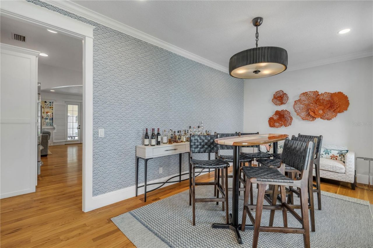 1212 S Riverside Drive, New Smyrna Beach, FL 32168 Photo