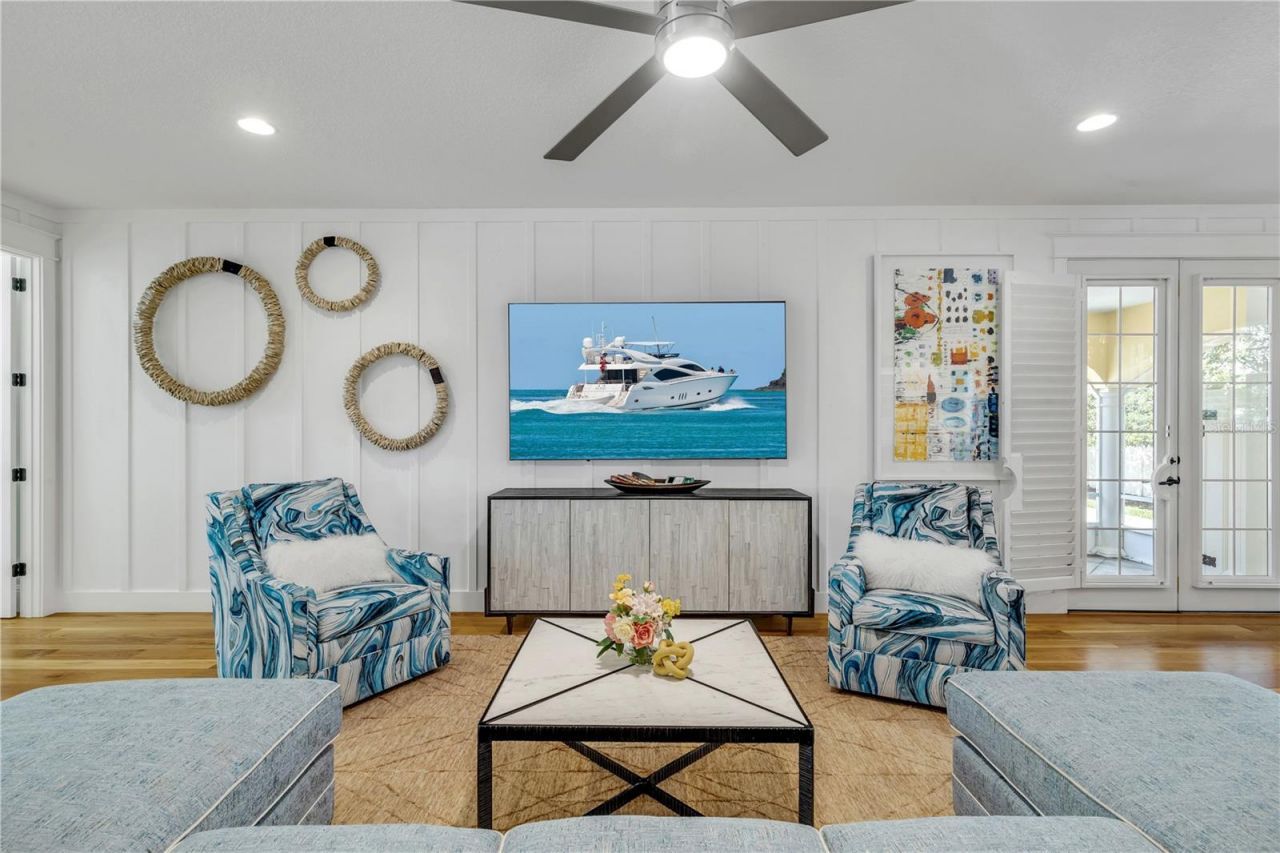 1212 S Riverside Drive, New Smyrna Beach, FL 32168 Photo