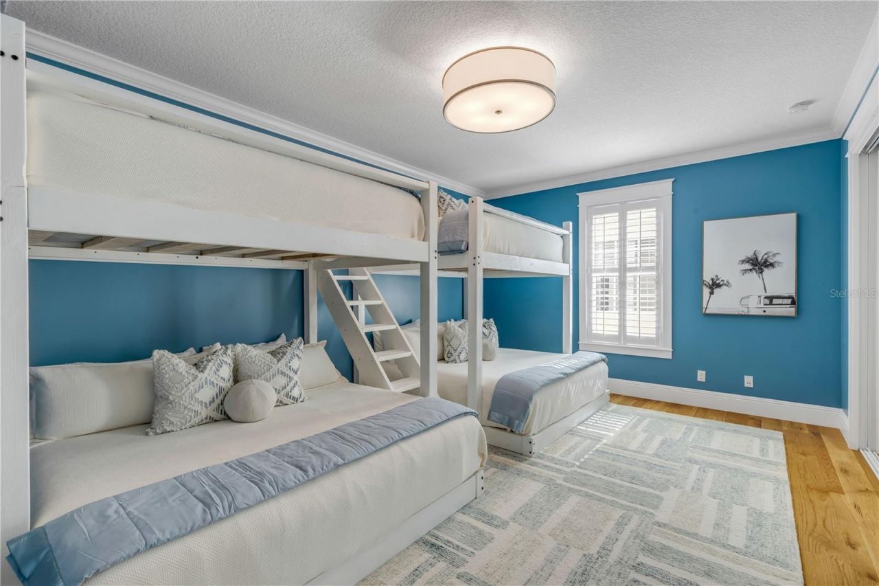 1212 S Riverside Drive, New Smyrna Beach, FL 32168 Photo