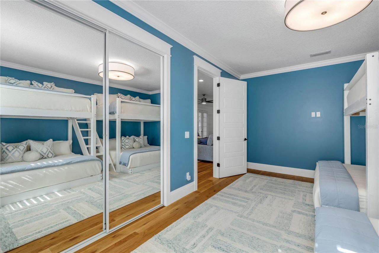 1212 S Riverside Drive, New Smyrna Beach, FL 32168 Photo