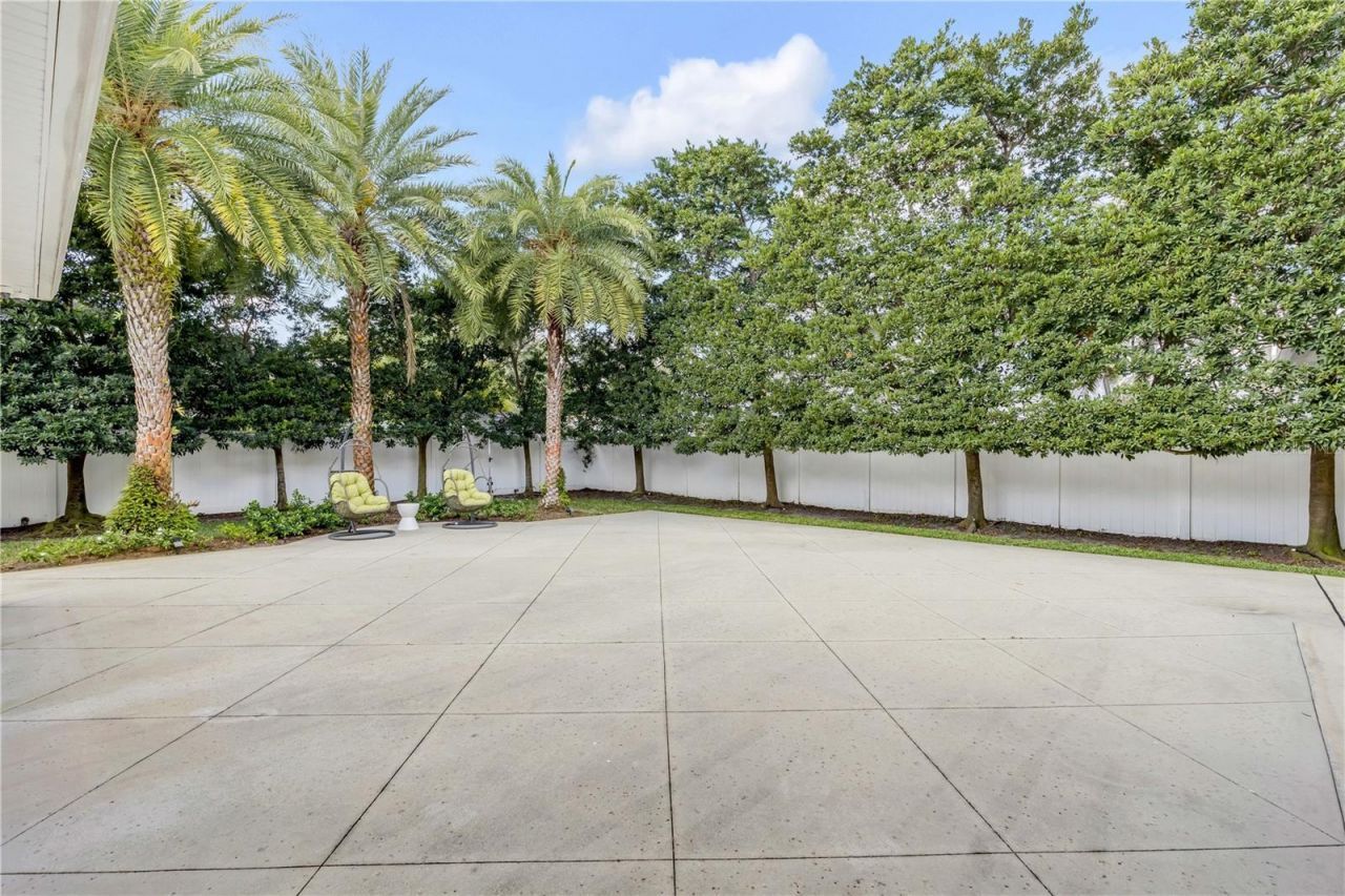 1212 S Riverside Drive, New Smyrna Beach, FL 32168 Photo