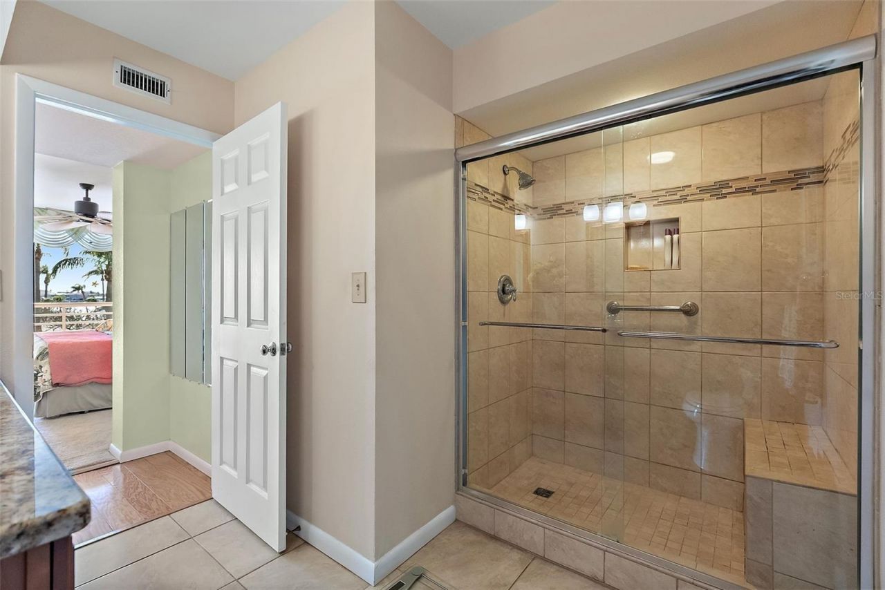 6021 Bahia Del Mar Circle, Unit 234, Saint Petersburg, FL 33715 Photo