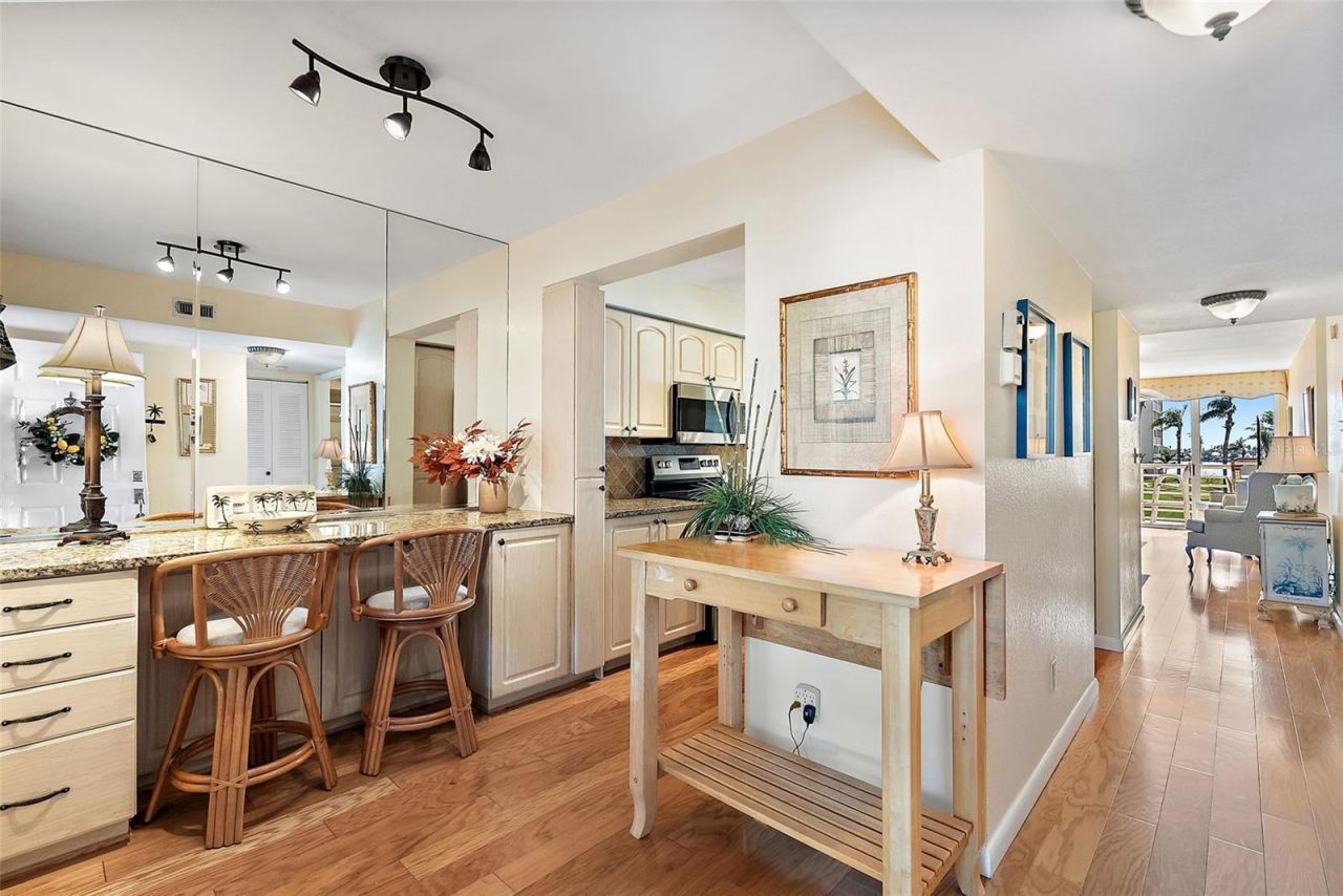 6021 Bahia Del Mar Circle, Unit 234, Saint Petersburg, FL 33715 Photo