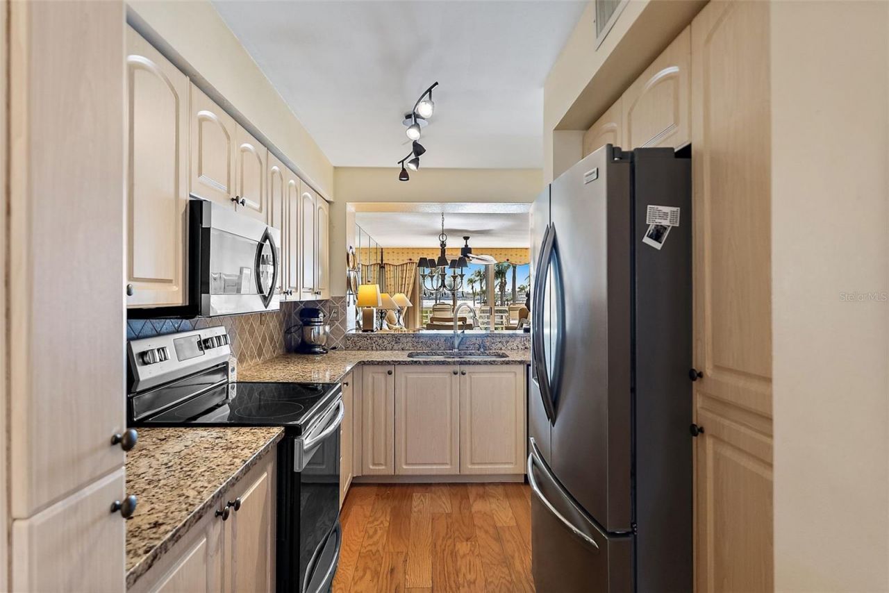 6021 Bahia Del Mar Circle, Unit 234, Saint Petersburg, FL 33715 Photo