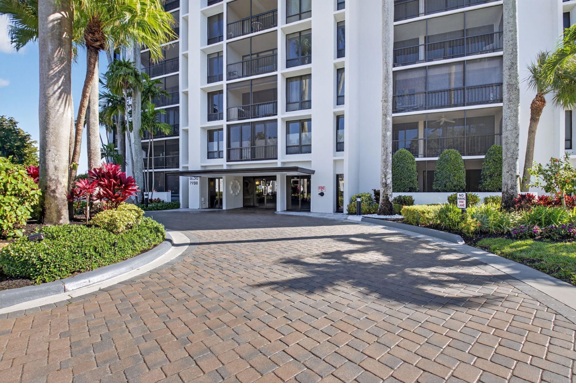 7738 Lakeside Boulevard, Unit 352, Boca Raton, FL 33434 Photo