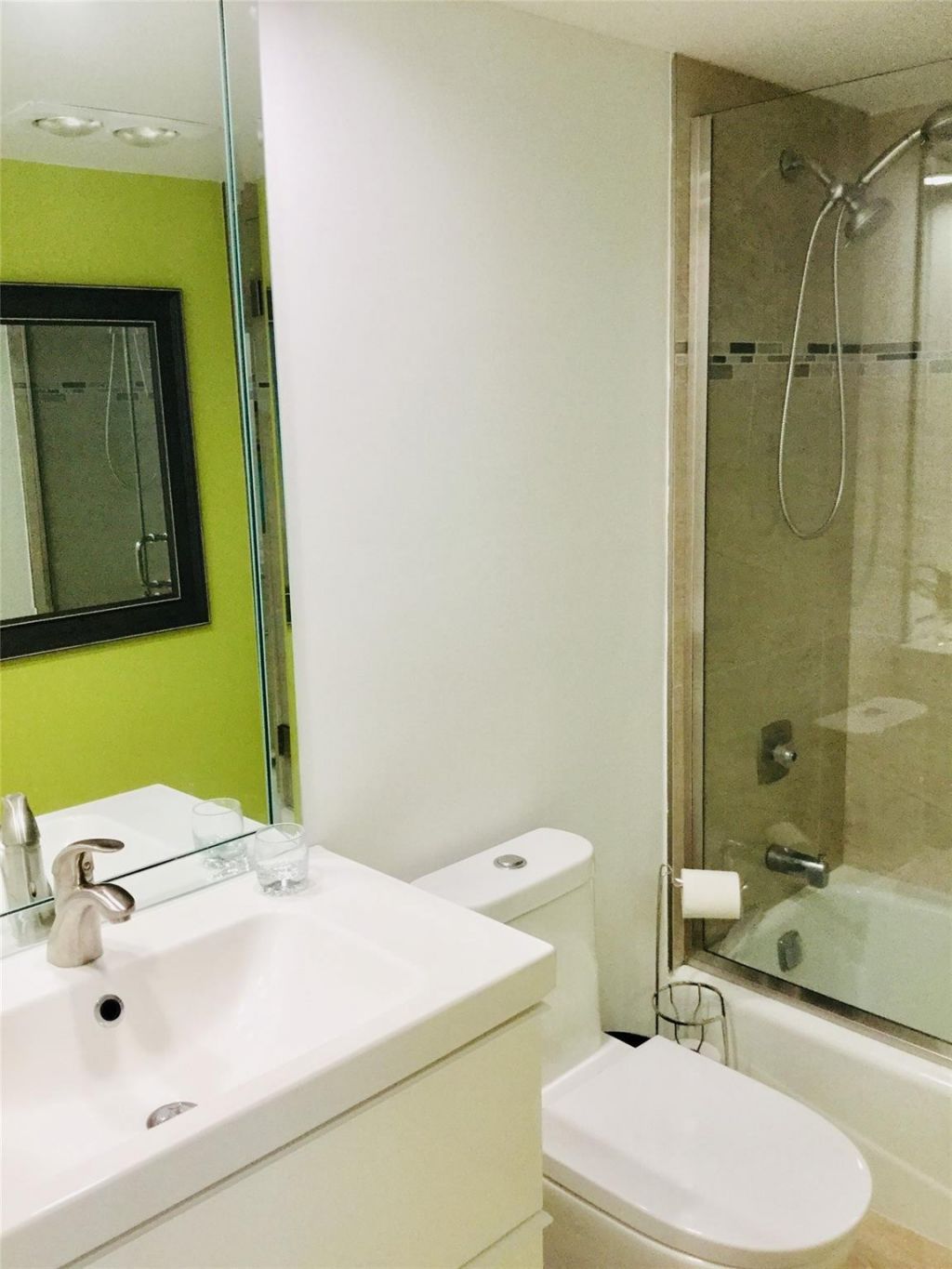 800 Cypress Grove Drive, Unit 204, Pompano Beach, FL 33069 Photo