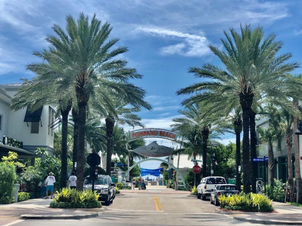 800 Cypress Grove Drive, Unit 204, Pompano Beach, FL 33069 Photo