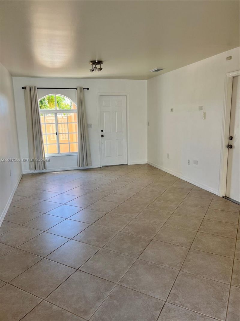 3810 SW 153rd Pl, Miami, FL 33185 Photo