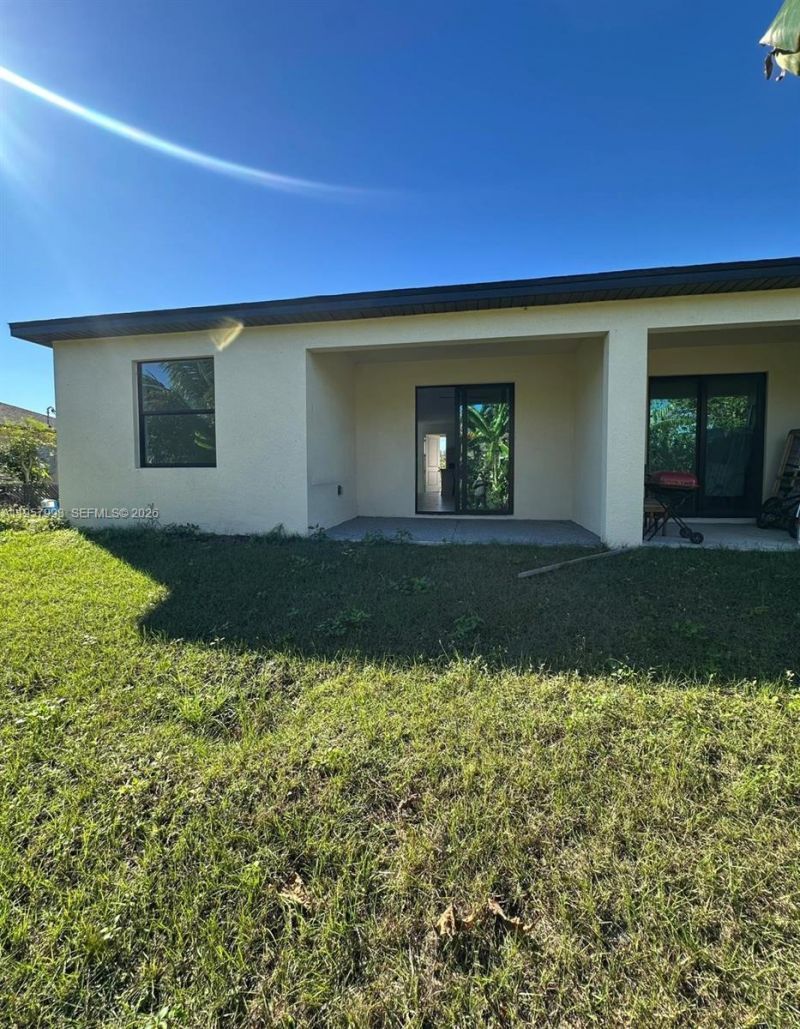 4660/4662 SW 26th St , Lehigh Acres, FL 33973 Photo