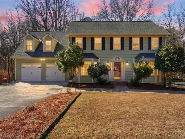 2825 Shurburne Drive, Alpharetta, GA 30022