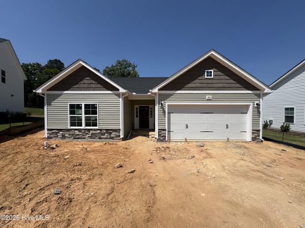 286 Rough Ridge Trail, Unit 31, Aberdeen, NC 28315