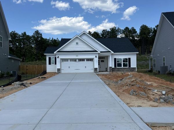 237 Rough Ridge Trail, Unit 18, Aberdeen, NC 28315