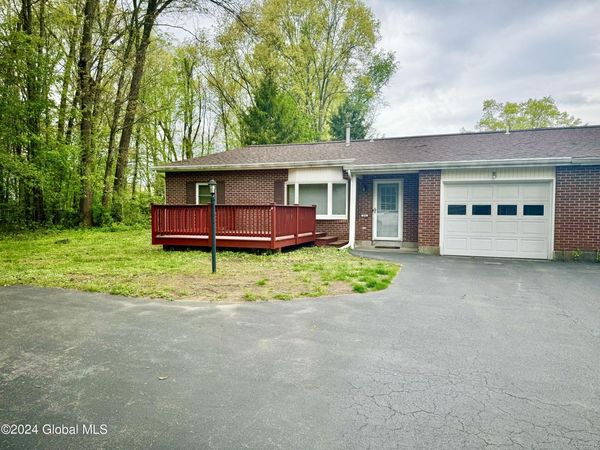 3A Lacosta Drive, Clifton Park, NY 12065