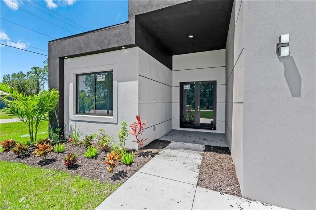 710 Eisenhower Blvd, Lehigh Acres, FL 33974 Photo