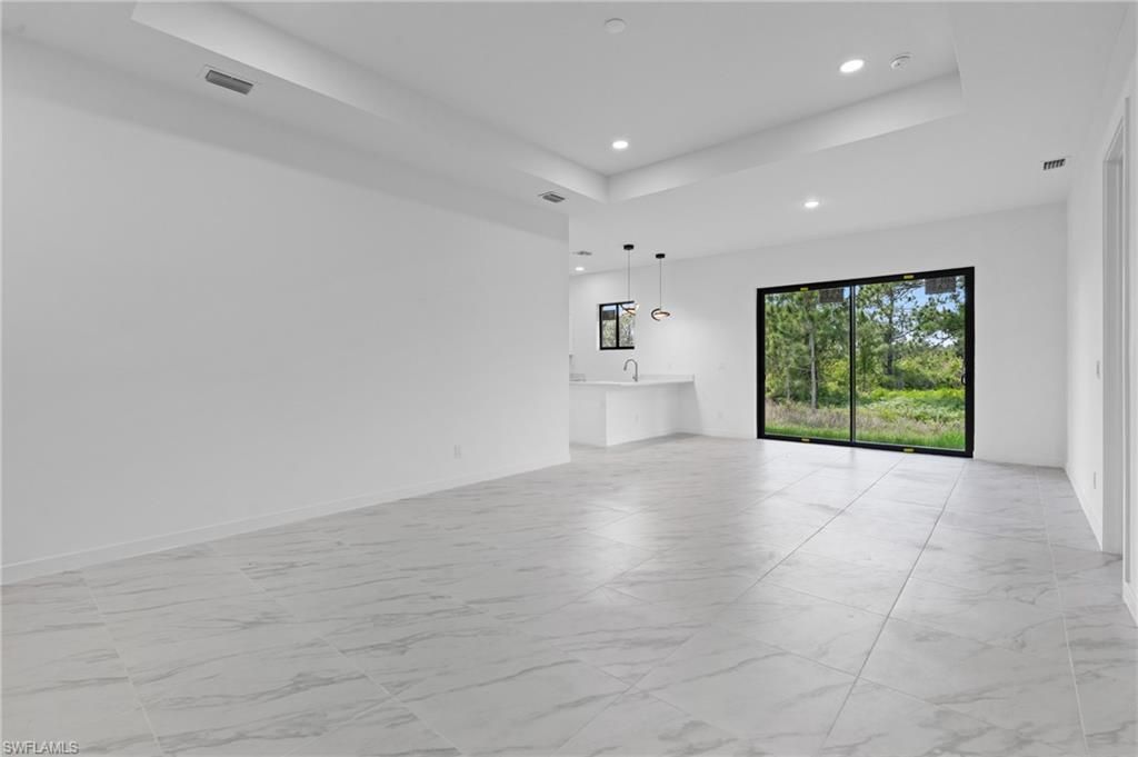 710 Eisenhower Blvd, Lehigh Acres, FL 33974 Photo