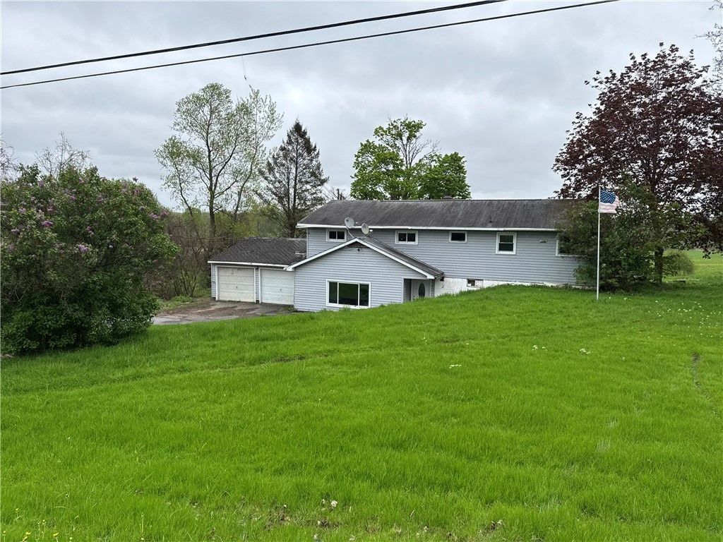 37 Hilltop Drive, Phoenix, NY 13135 Main Photo