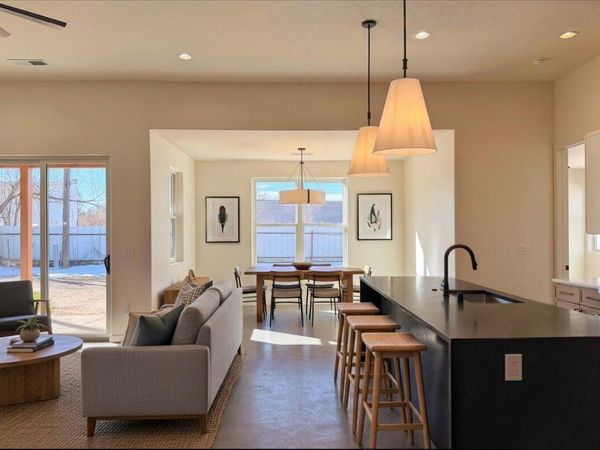 308 Mullen Road NE, Albuquerque, NM 87107