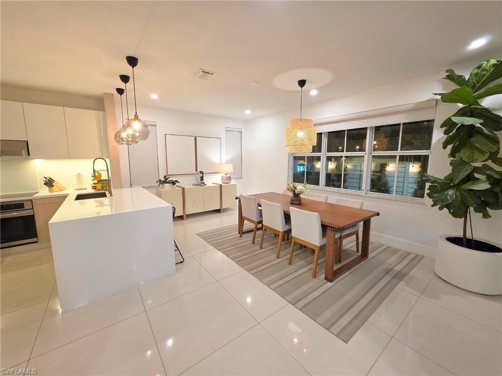 10820 NW 85th Ter, Miami, FL 33178 Photo