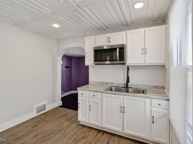 4002 Ardmore Avenue, Cleveland, OH 44109 Photo 20