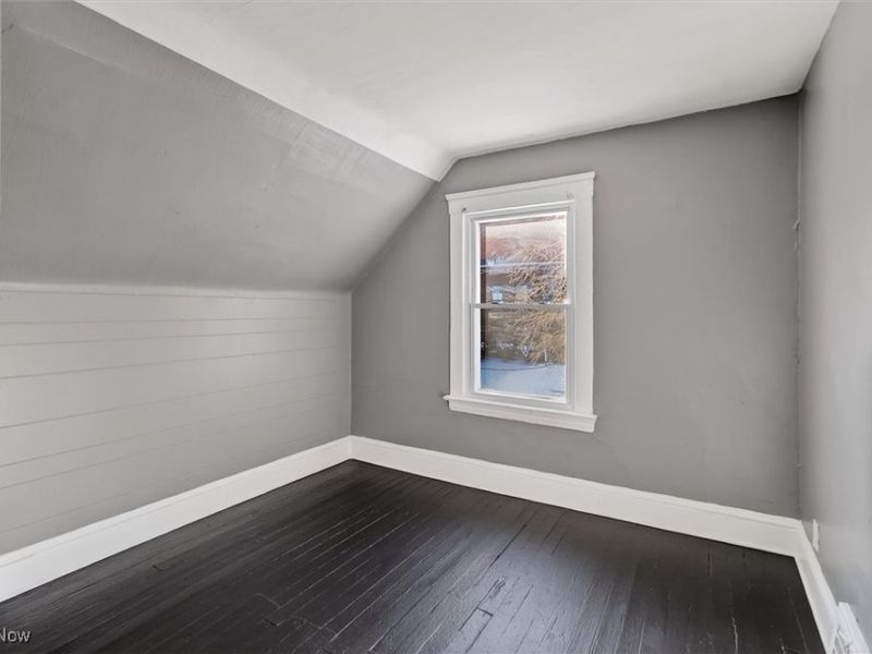 4002 Ardmore Avenue, Cleveland, OH 44109 Photo 24