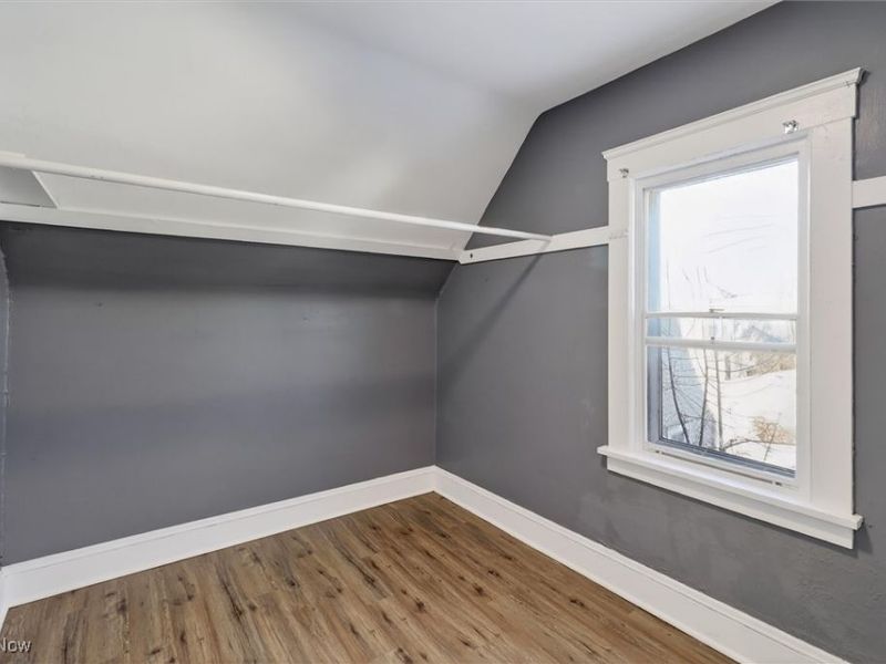 4002 Ardmore Avenue, Cleveland, OH 44109 Photo 33