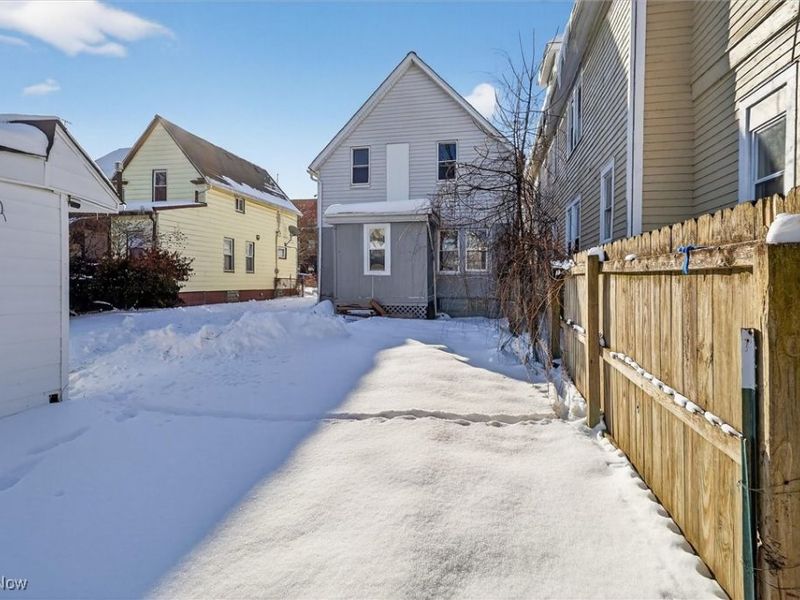 4002 Ardmore Avenue, Cleveland, OH 44109 Photo 43