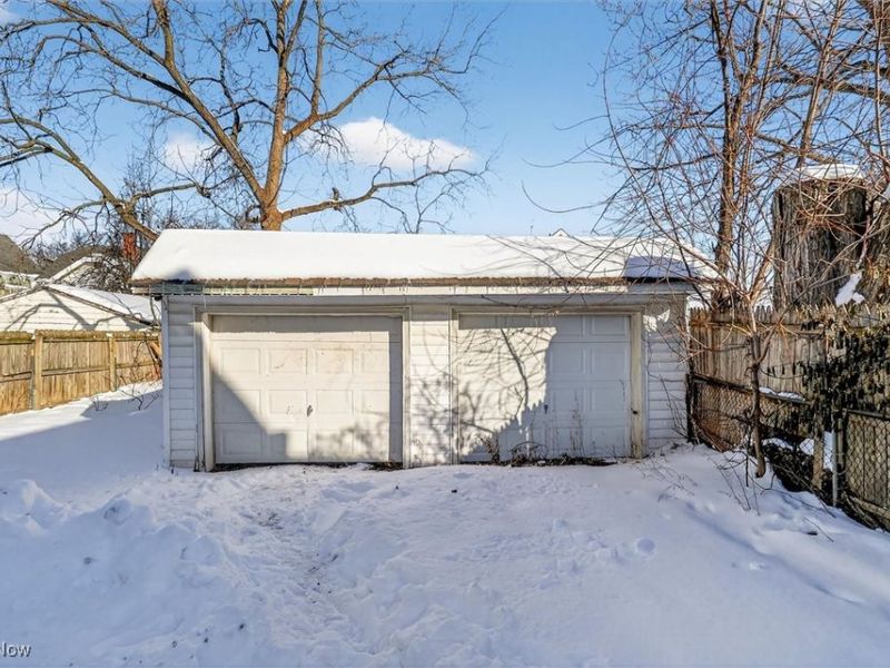 4002 Ardmore Avenue, Cleveland, OH 44109 Photo 44