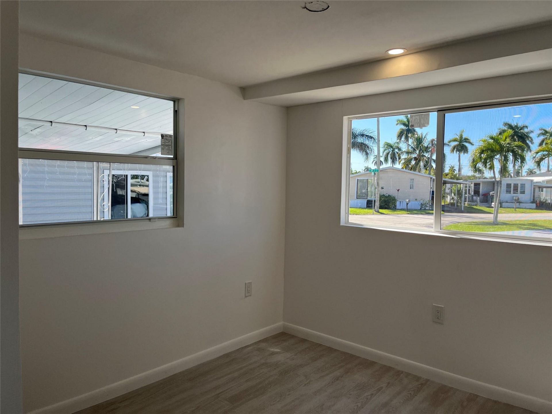 1720 SW 85th Avenue, Davie, FL 33324 Photo