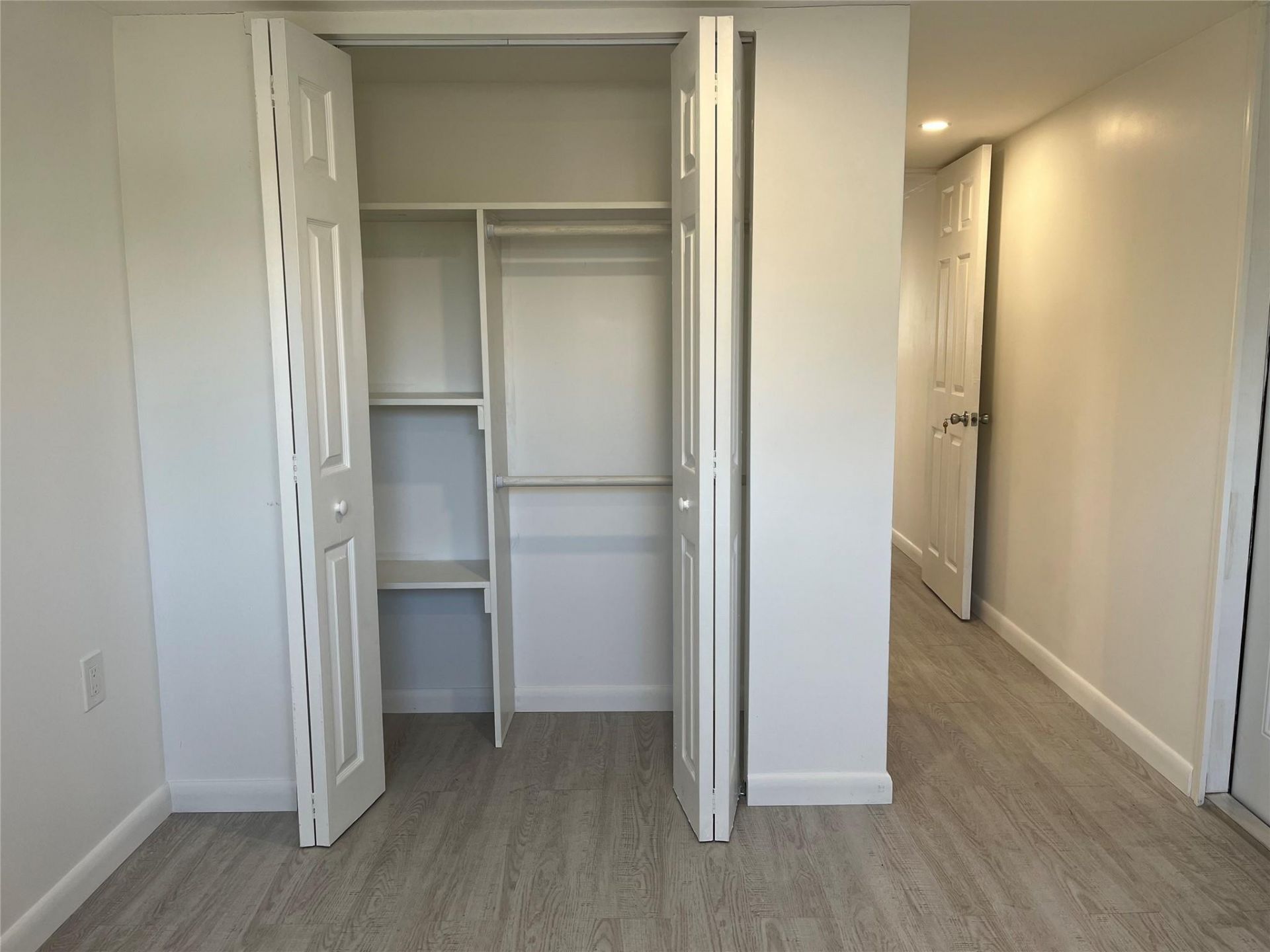 1720 SW 85th Avenue, Davie, FL 33324 Photo