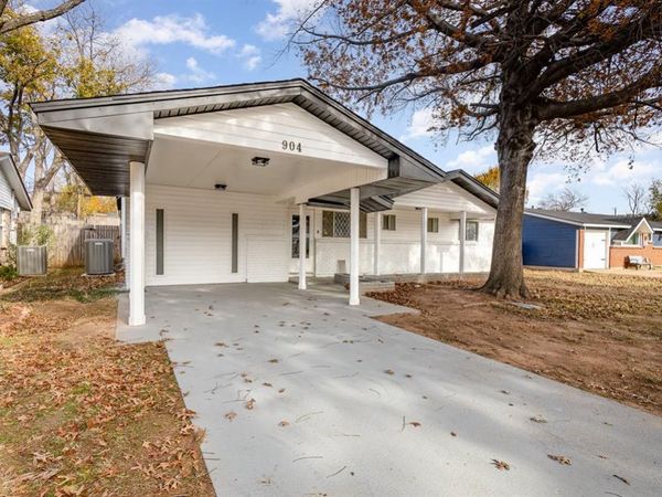 904 Dee Lane, Bedford, TX 76022