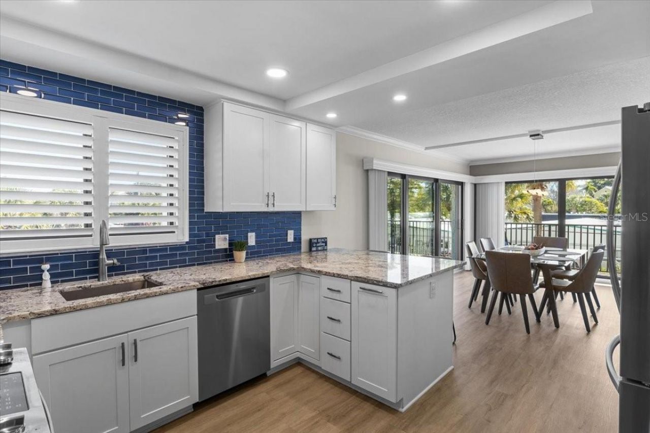 6326 Midnight Pass Road, Unit 101, Sarasota, FL 34242 Photo