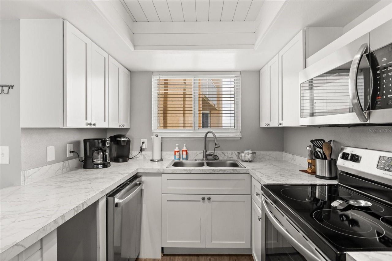 421 S Atlantic Avenue, Unit 706, New Smyrna Beach, FL 32169 Photo