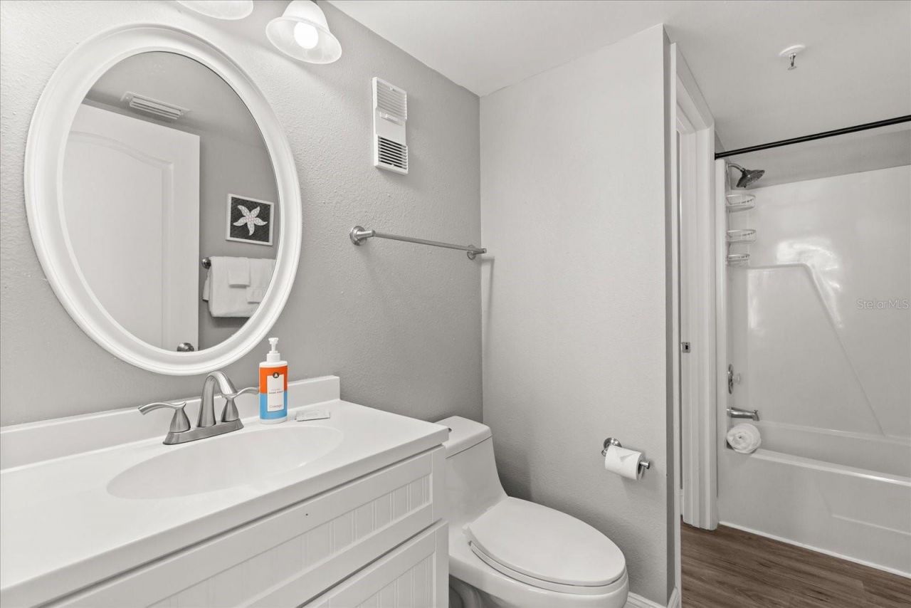 421 S Atlantic Avenue, Unit 706, New Smyrna Beach, FL 32169 Photo