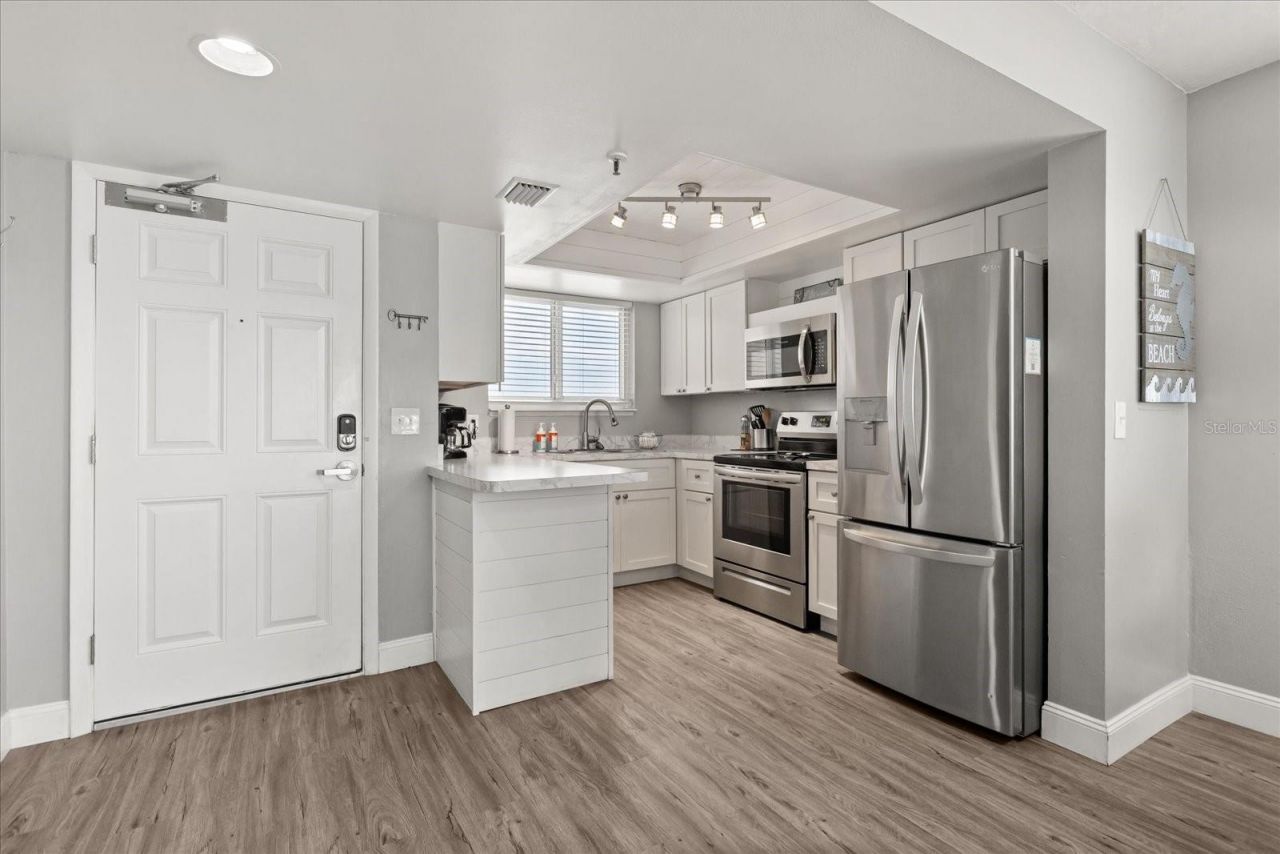 421 S Atlantic Avenue, Unit 706, New Smyrna Beach, FL 32169 Photo