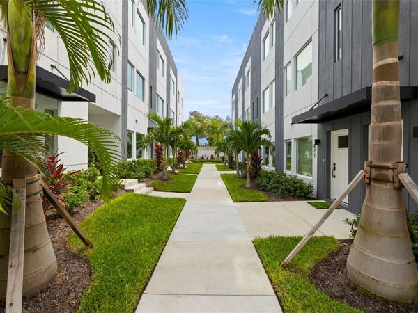 865 S 6 AVENUE S, Unit 17, ST PETERSBURG, FL 33701