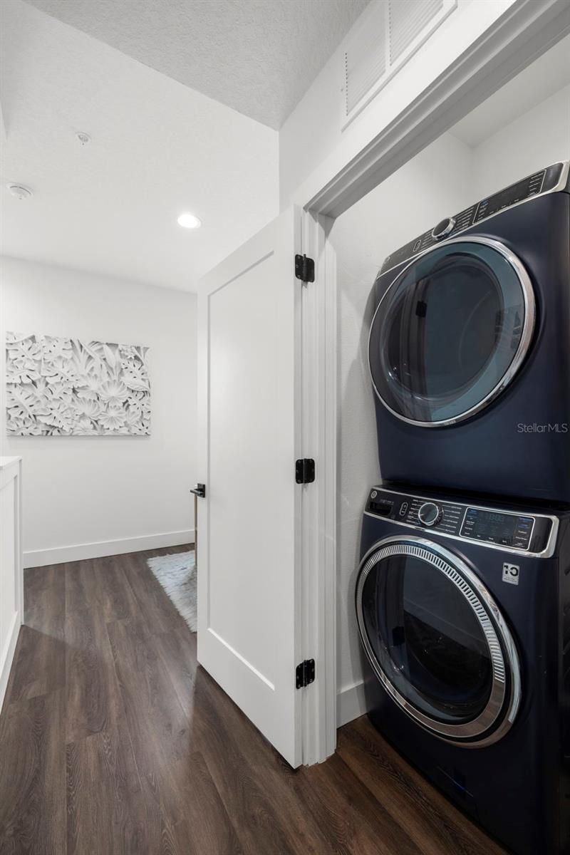 865 S 6 Avenue S, Unit 17, Saint Petersburg, FL 33701 Photo