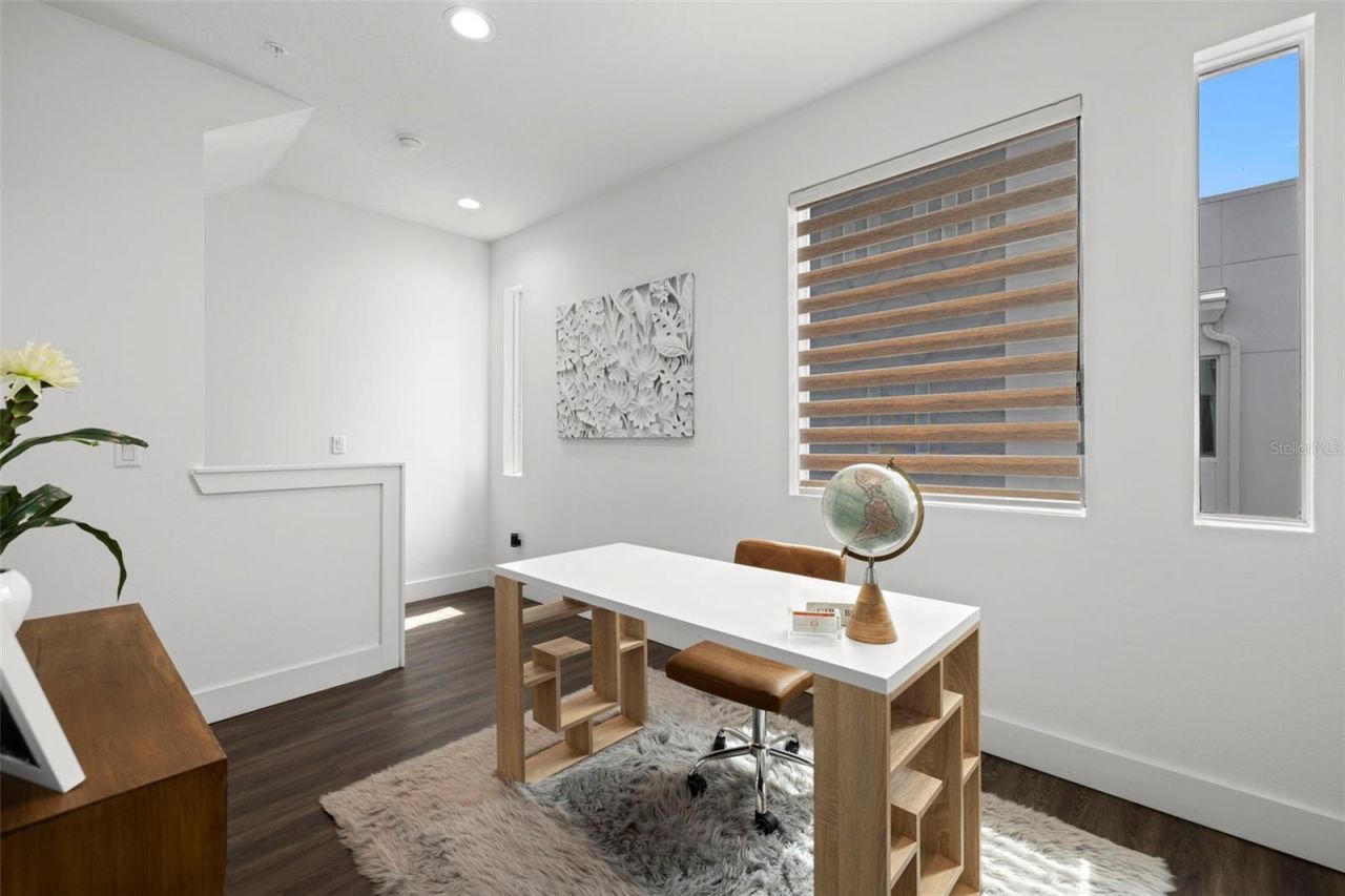 865 S 6 Avenue S, Unit 17, Saint Petersburg, FL 33701 Photo