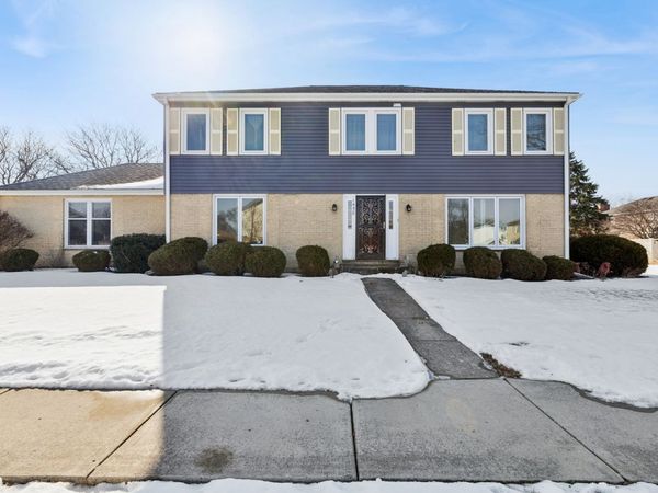 1458 Kingston Court, Des Plaines, IL 60018