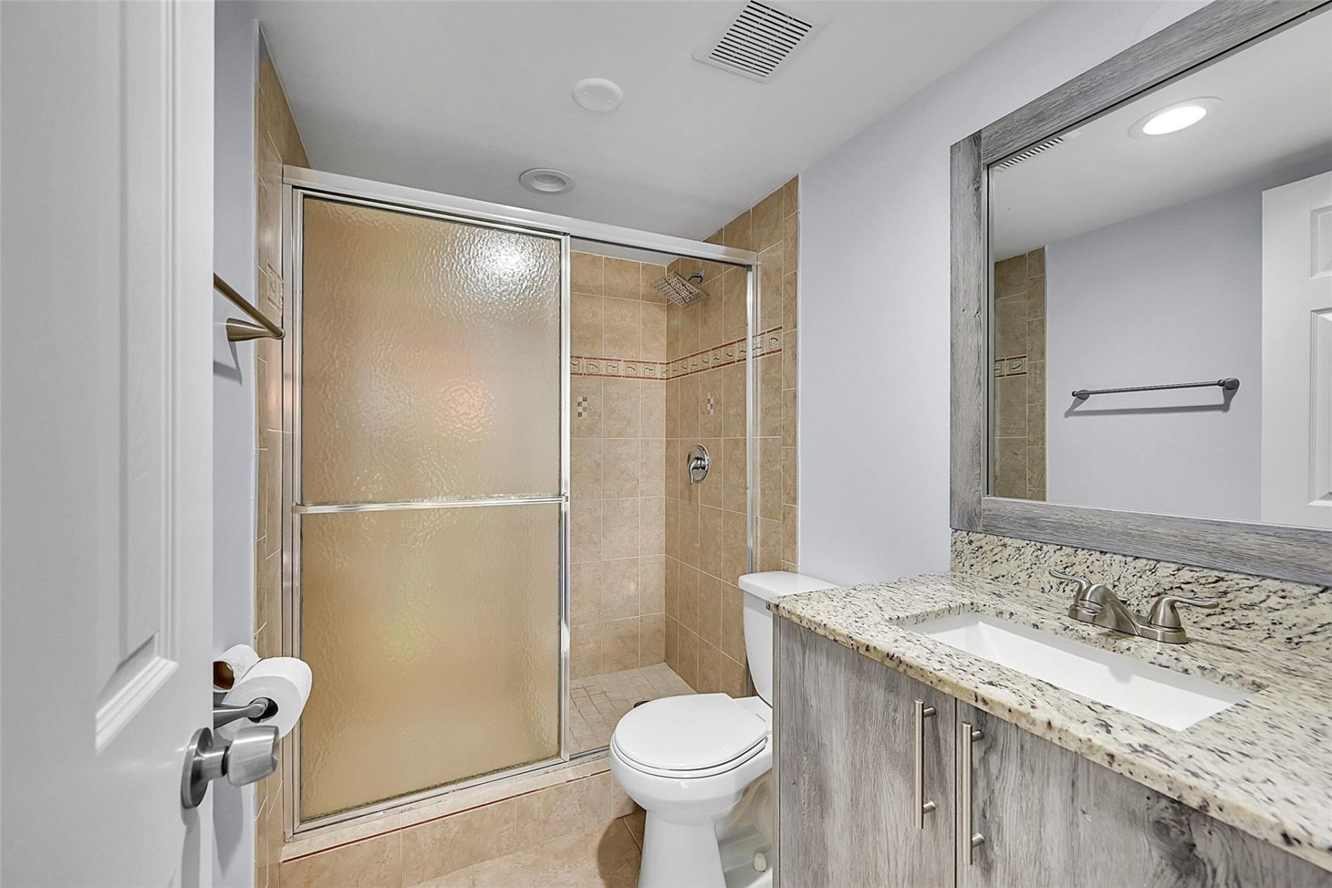 10001 W Atlantic Boulevard, Unit 221, Coral Springs, FL 33071 Photo