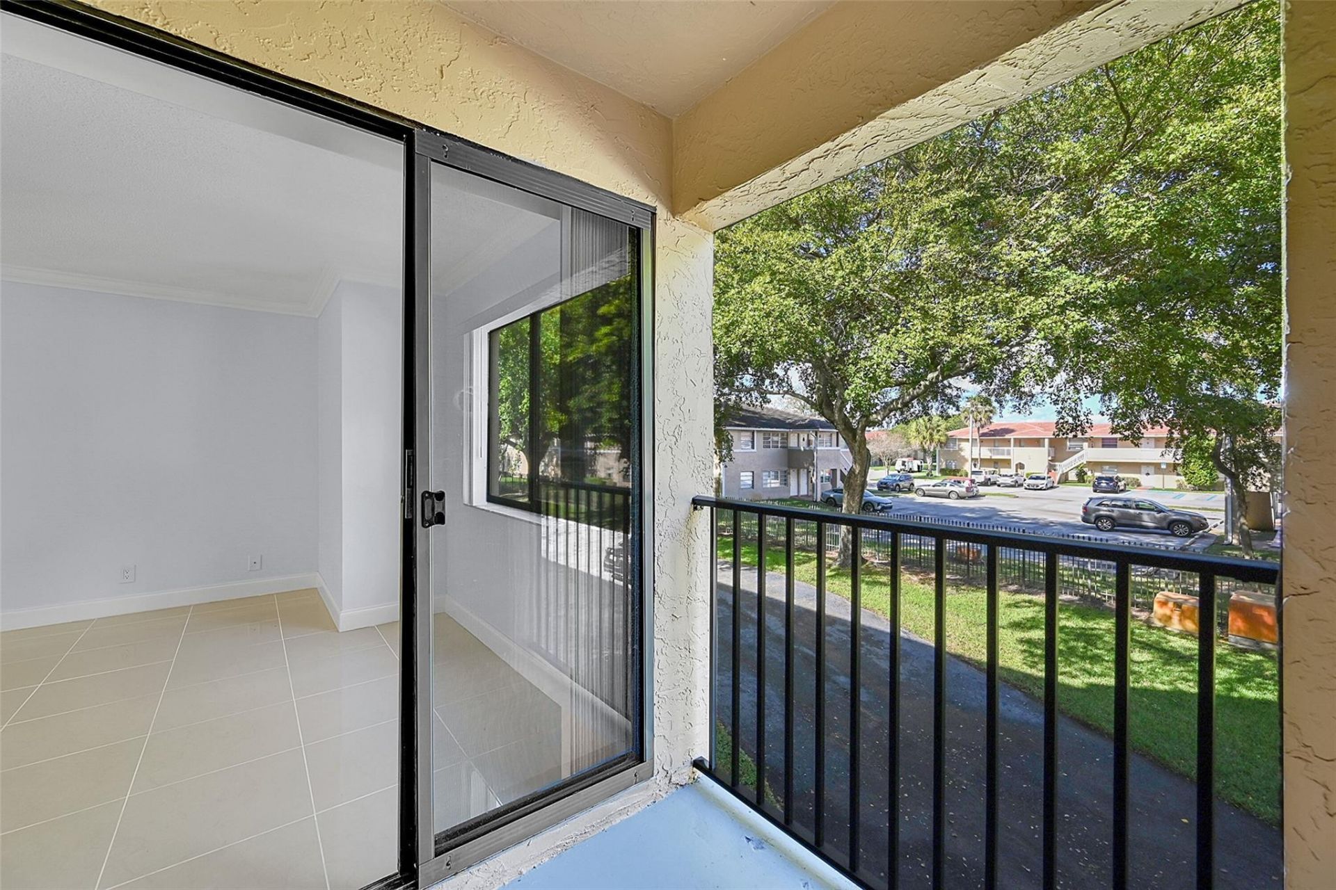 10001 W Atlantic Boulevard, Unit 221, Coral Springs, FL 33071 Photo