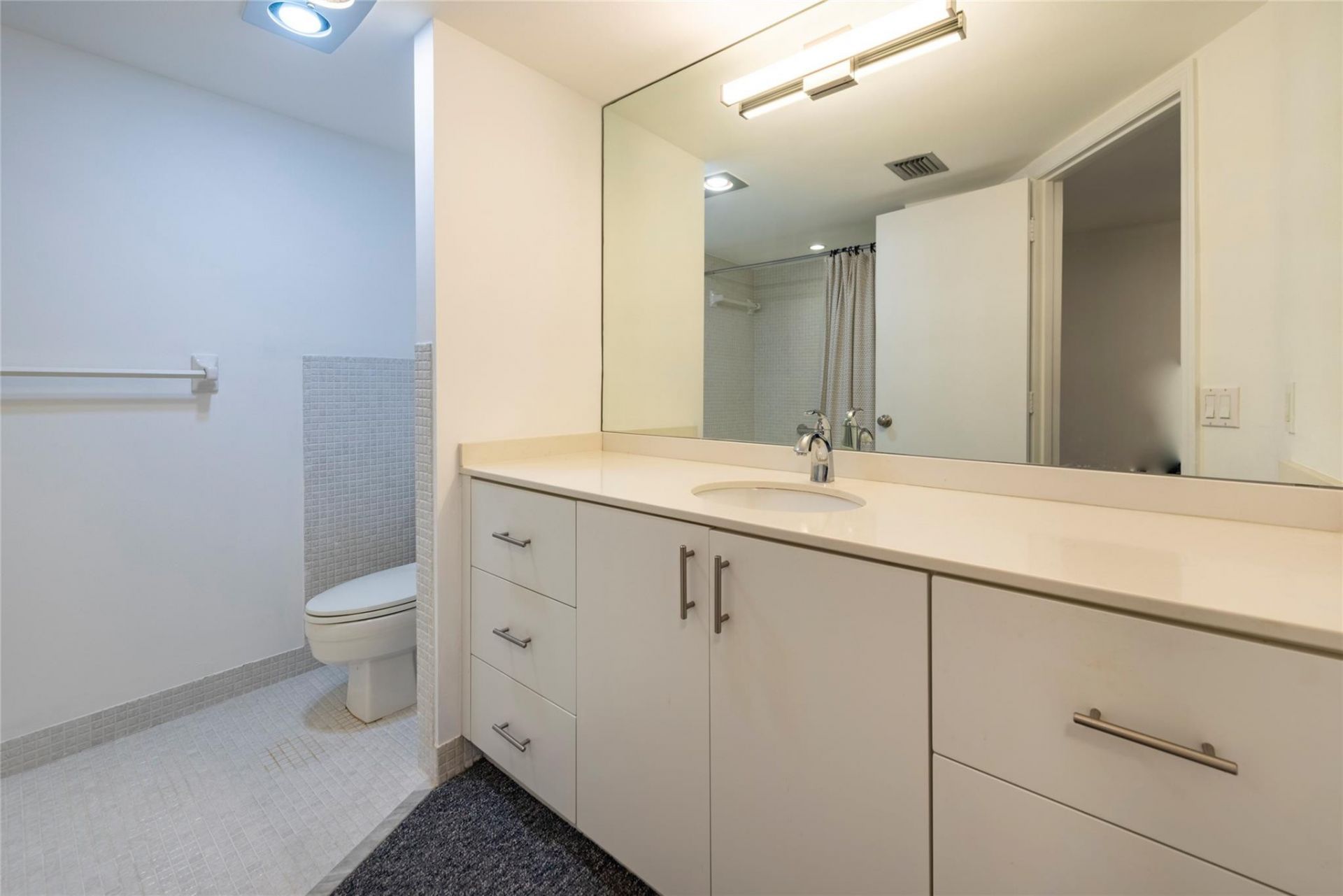 3101 NE 47th Court, Unit 504, Fort Lauderdale, FL 33308 Photo