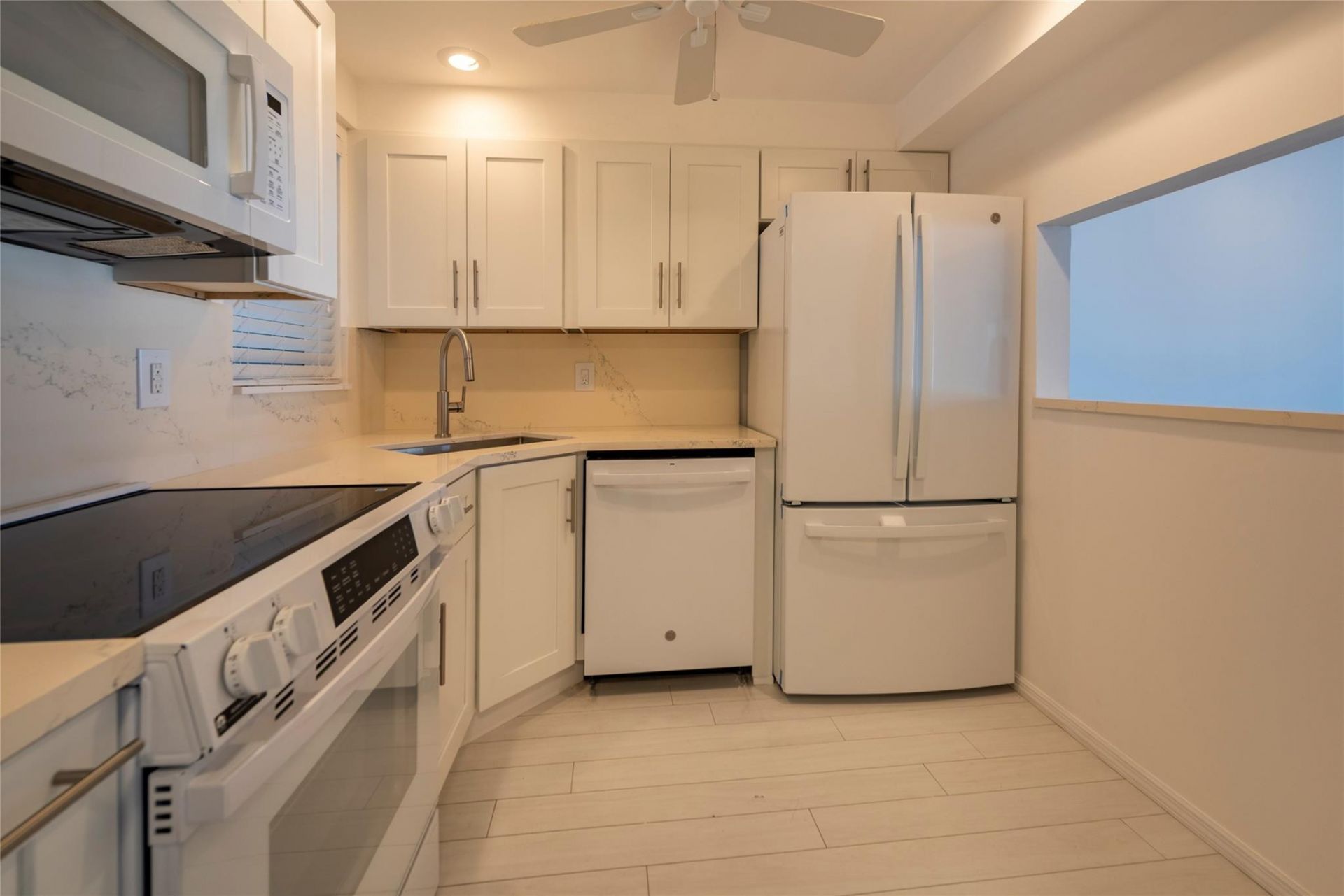 3101 NE 47th Court, Unit 504, Fort Lauderdale, FL 33308 Photo