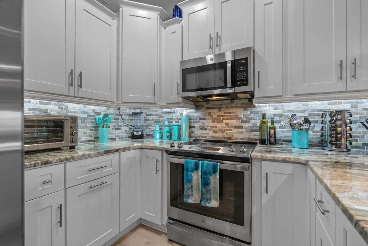 1012 Ray Costin Way Photo 15