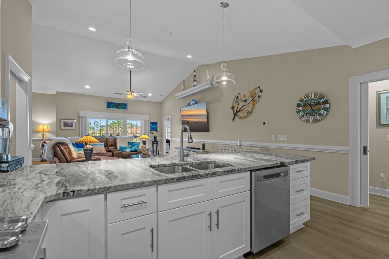 1012 Ray Costin Way Photo 16